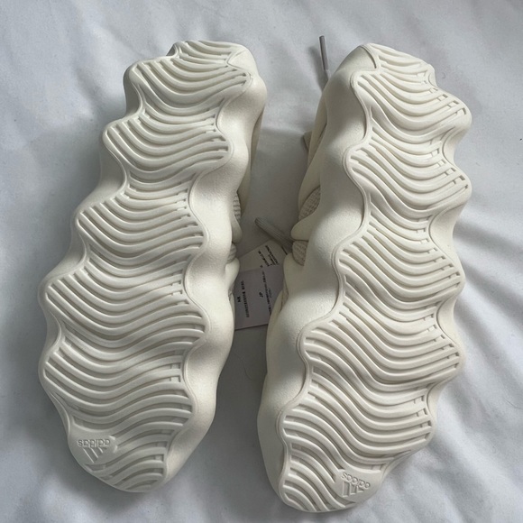 adidas Yeezy 450 Cloud White - Picture 3 of 3